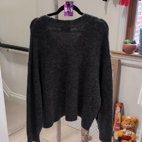 Aritzia Charcoal Krause Alpaca Blend Sweater - Picture 10 of 11